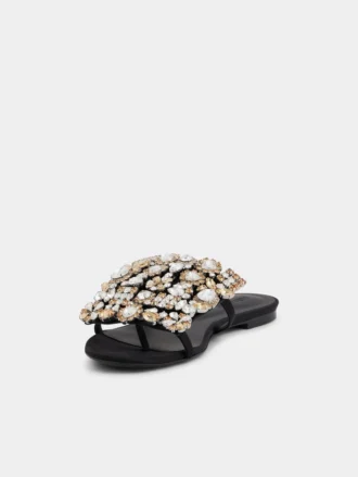 Strass detaylı düz sandalet